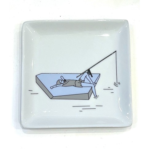 Assiette carrée en porcelaine 12 x 12 cm Fisherman A FUTURE PERFECT, vue de haut