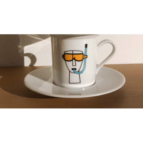 Tasse espresso + soucoupe en porcelaine Cycladic Male Face A FUTURE PERFECT, vue de face